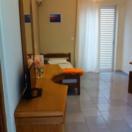 Manias アパート *